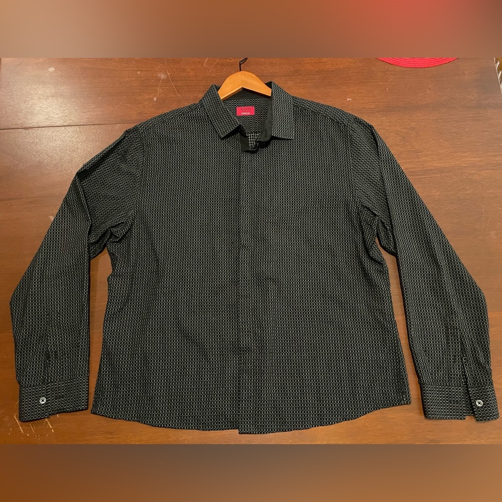 Alfani B&W XL long sleeve shirt, in great shape